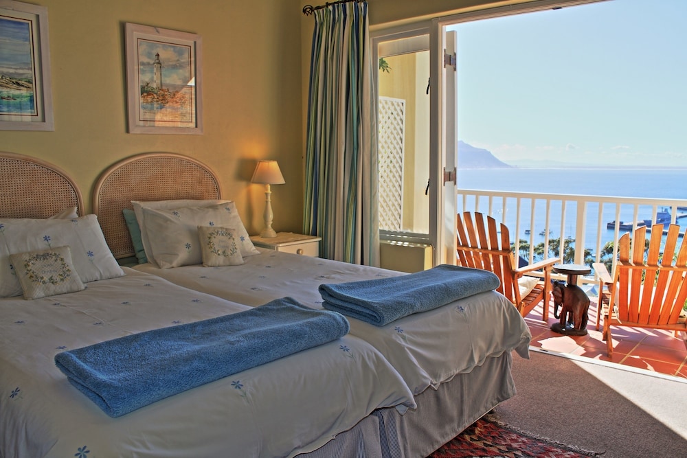 Albatross Guest House 7/68