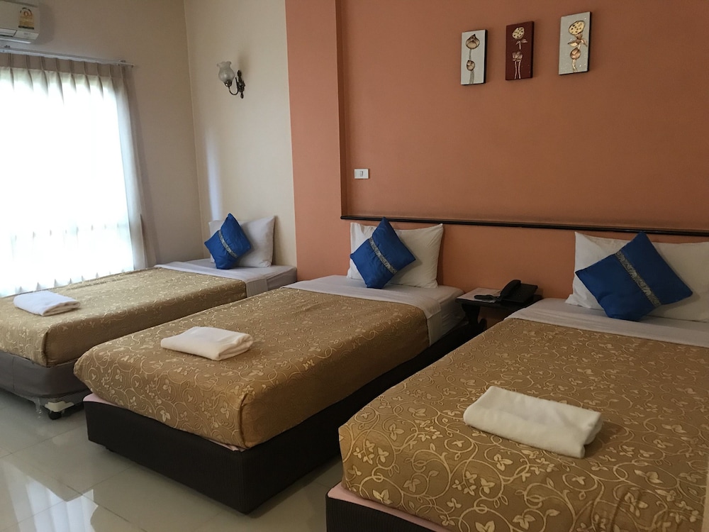 Ton Thong Resort Hotel 9/40