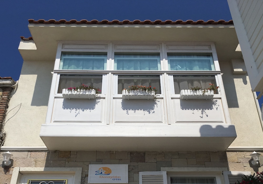 Bozcaada Denizyildizi Otel 1/44
