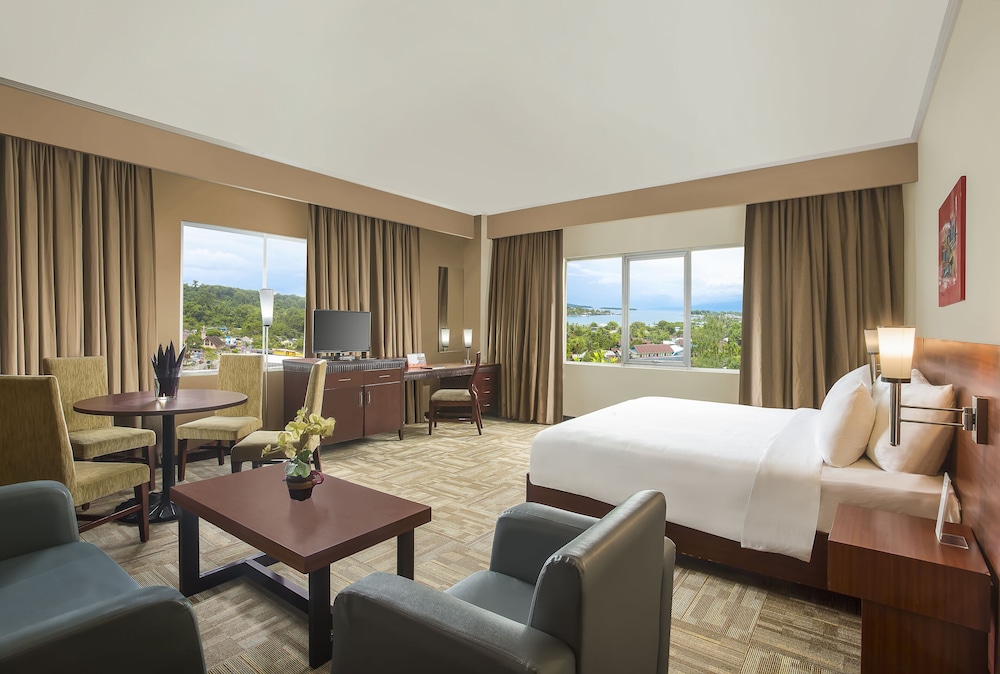 SWISS-BELHOTEL MANOKWARI 60/80