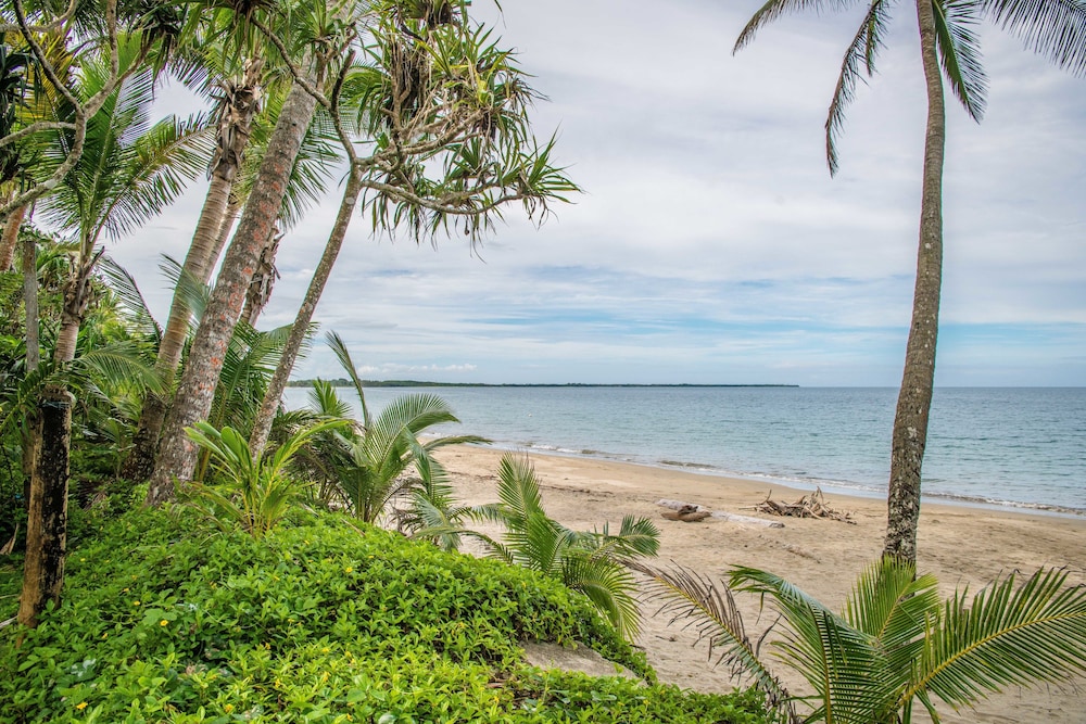 Ultiqa Fiji Palms Beach Resort 54/59