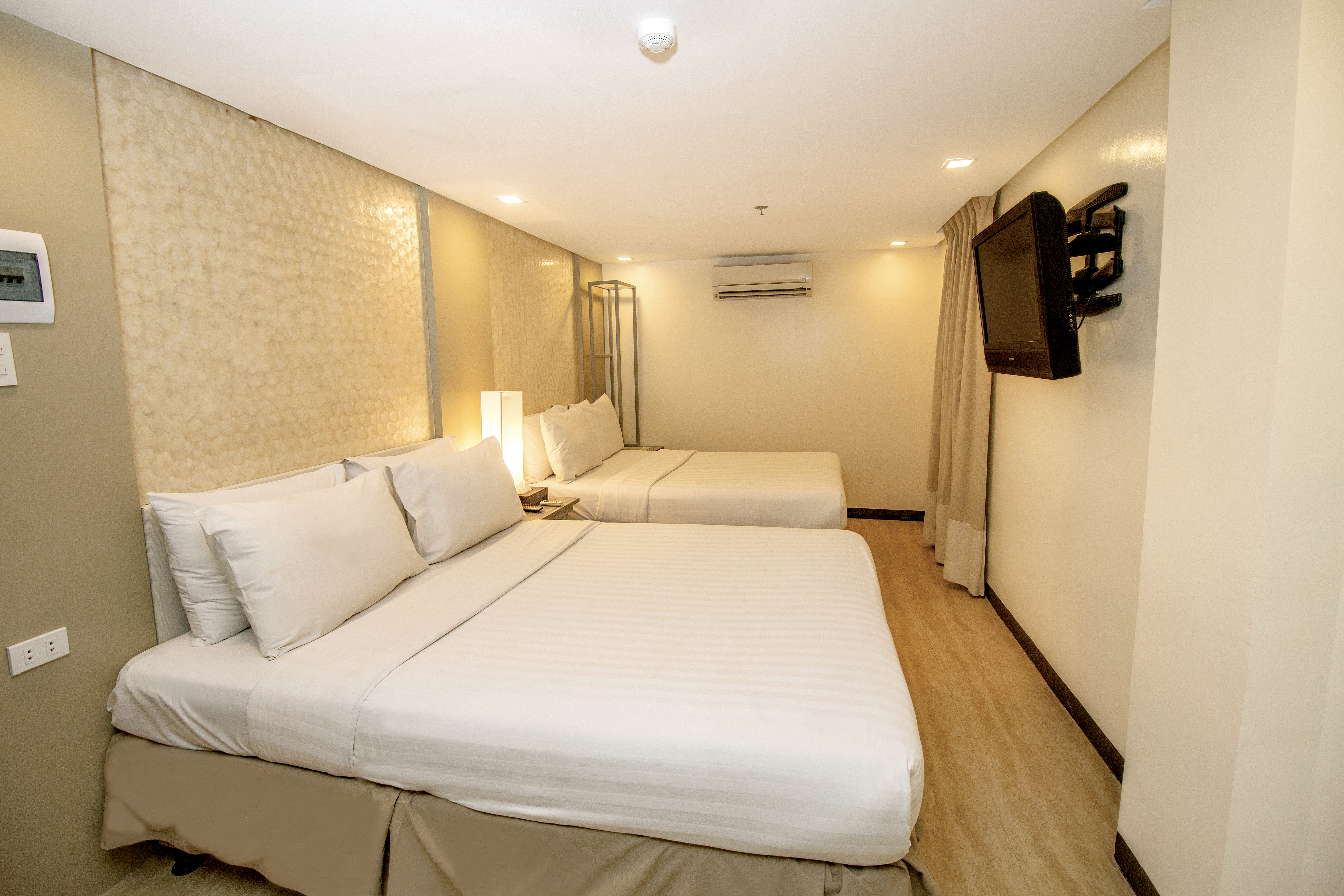 Standard 2 Beds