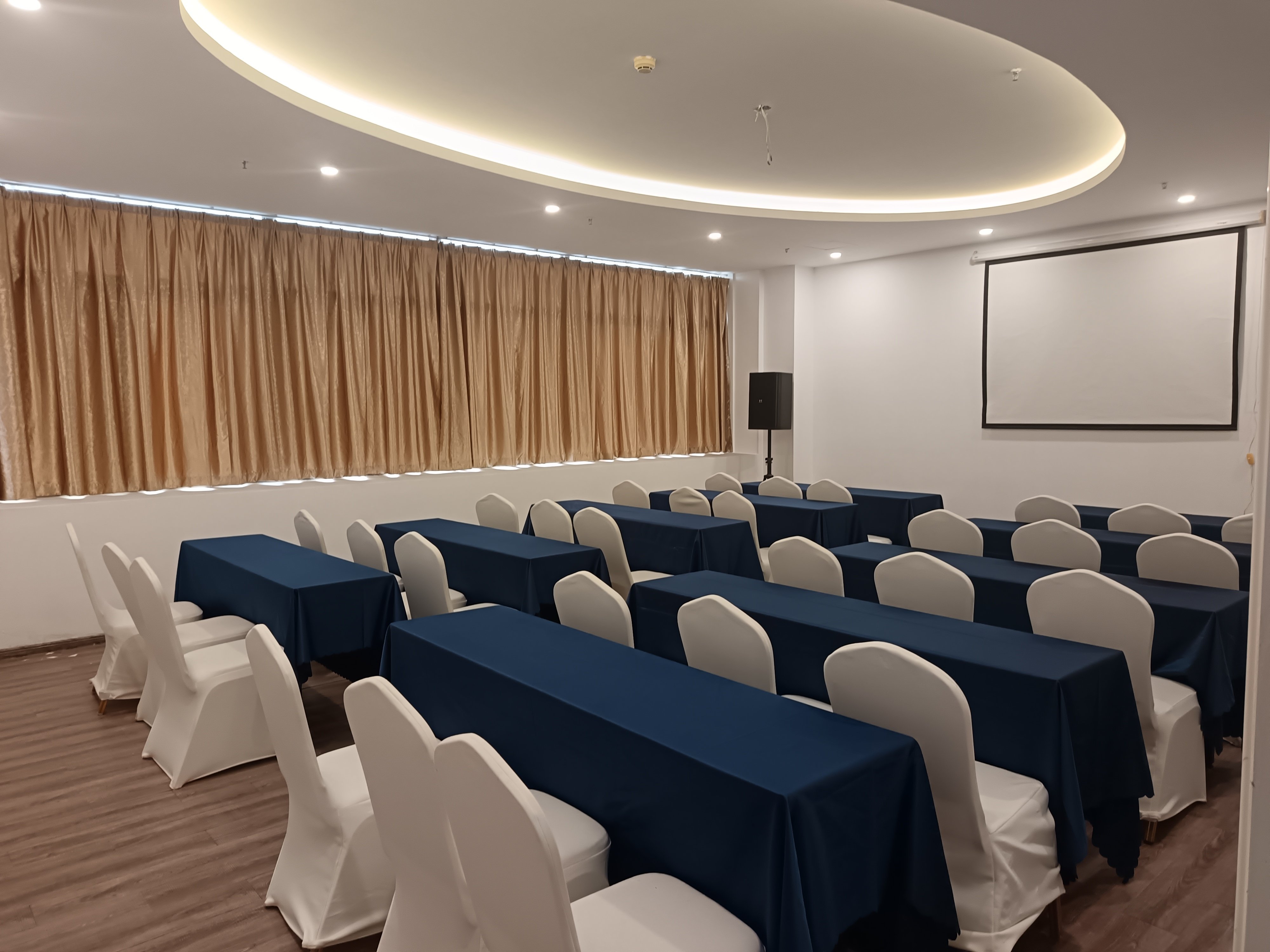 Holiday Inn Express Xiamen Jimei New Town 23/23