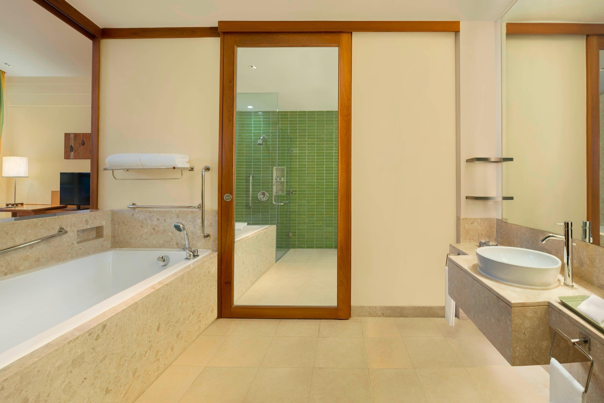 Room, 2 Double Beds, Ocean Front، Sheraton Hua Hin Resort And Spa 8/17