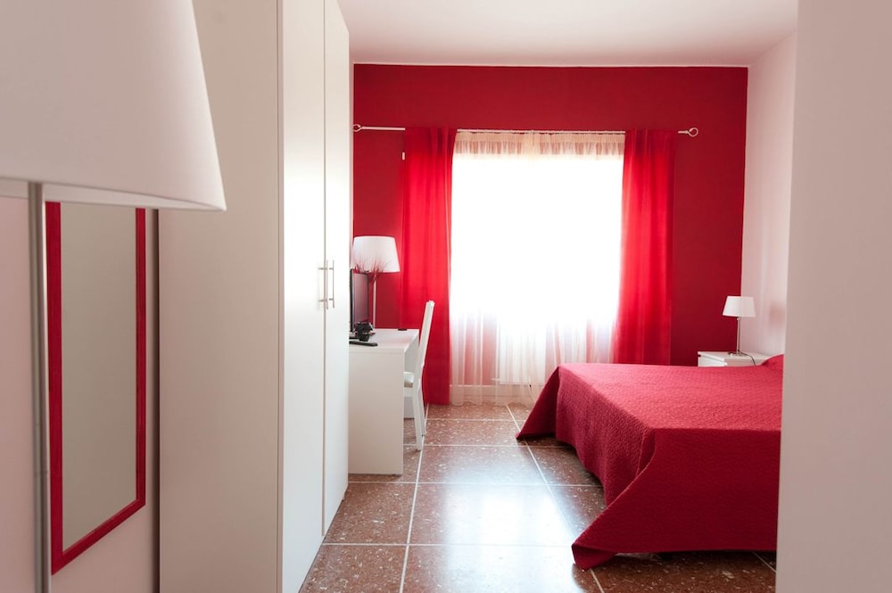 Parco Delle Valli Bedrooms酒店(Parco Delle Valli Bedrooms) 图片4