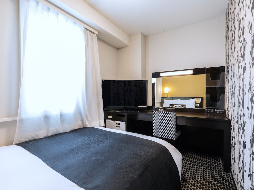ROOM, DOUBLE BED, SMOKING
