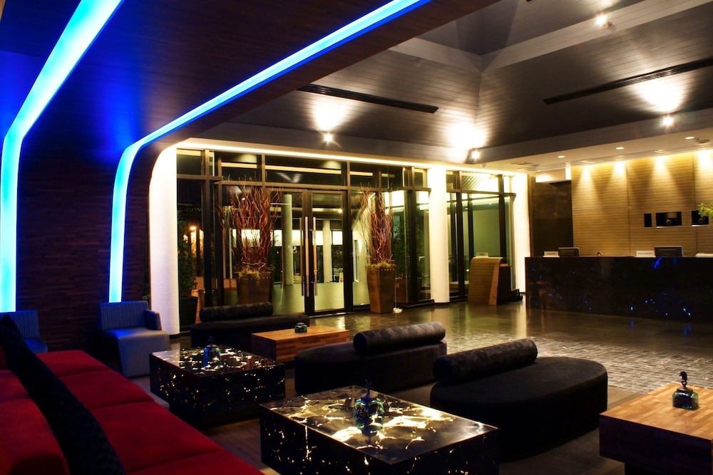Z Through By the Zign Hotel 31/50