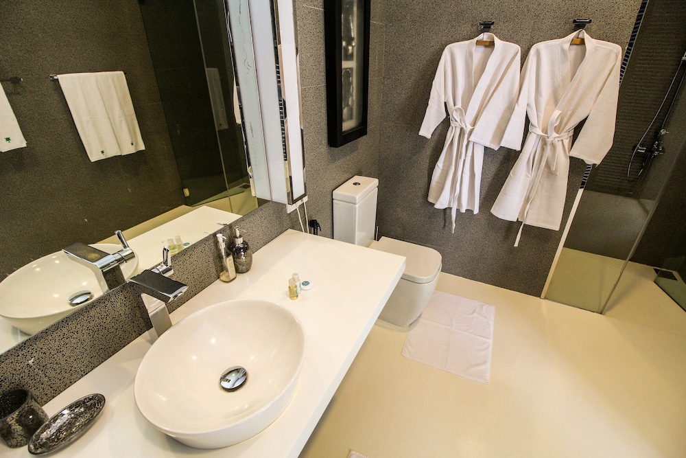 Green Turtle Villa 44/50