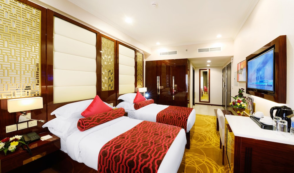 Sunday Pulse Al Jaddaf Hotel 8/42