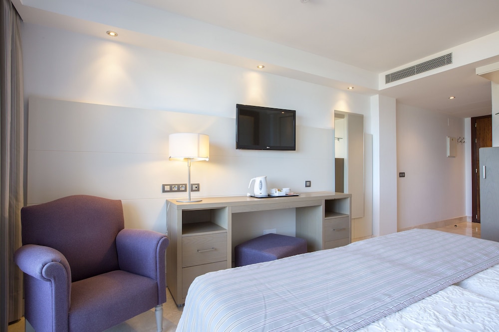 Hipotels Playa La Barrosa - Adults Only 8/46