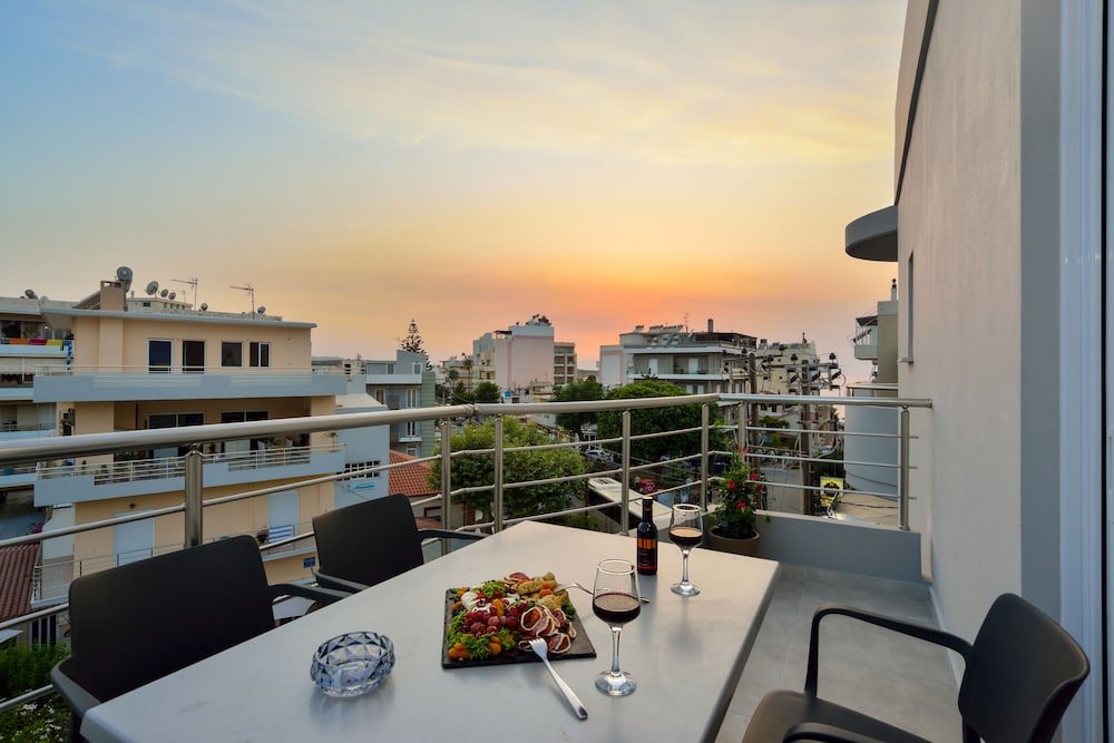 Elia Residences 45/59