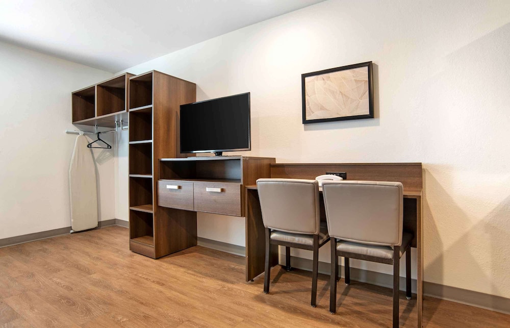 WoodSpring Suites New Orleans Airport 37/46