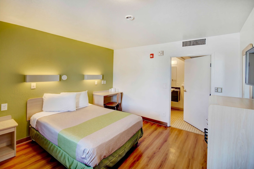 Motel6 Douglas, AZ 29/59