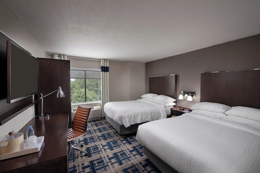 Four Points by Sheraton Charlotte - Lake Norman 14/42