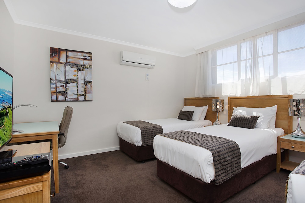 Country Comfort Warrnambool 13/34