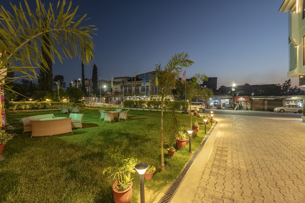 The Vaishno Devi Sarovar Portico Katra 58/66