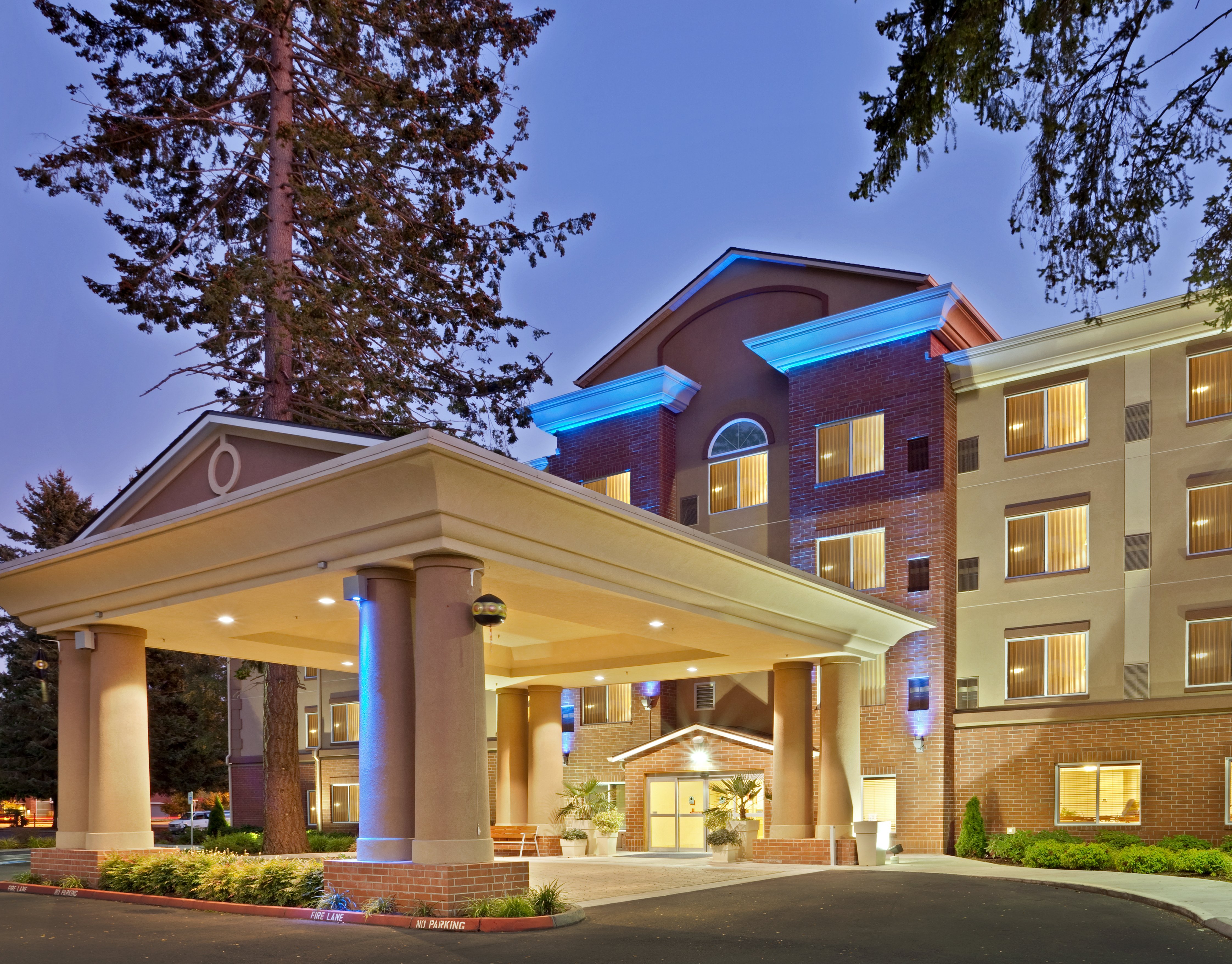 Holiday Inn Express Hotel & Suites Lacey-Olympia 2/49