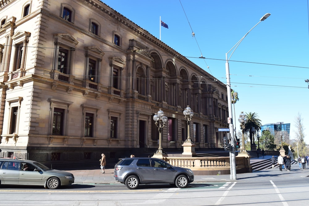Executive Stay - Little Collins Street Melbourne 56/67