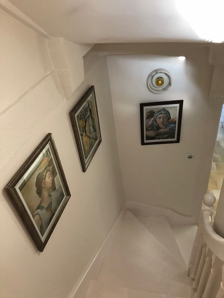 Villa Mary 18/30