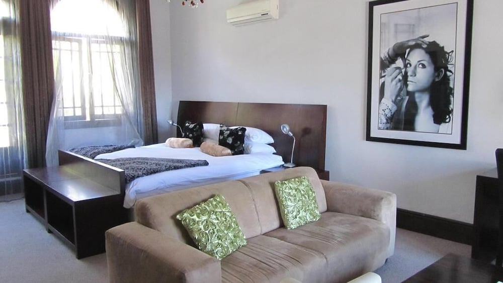Cape Riviera Guesthouse 15/50