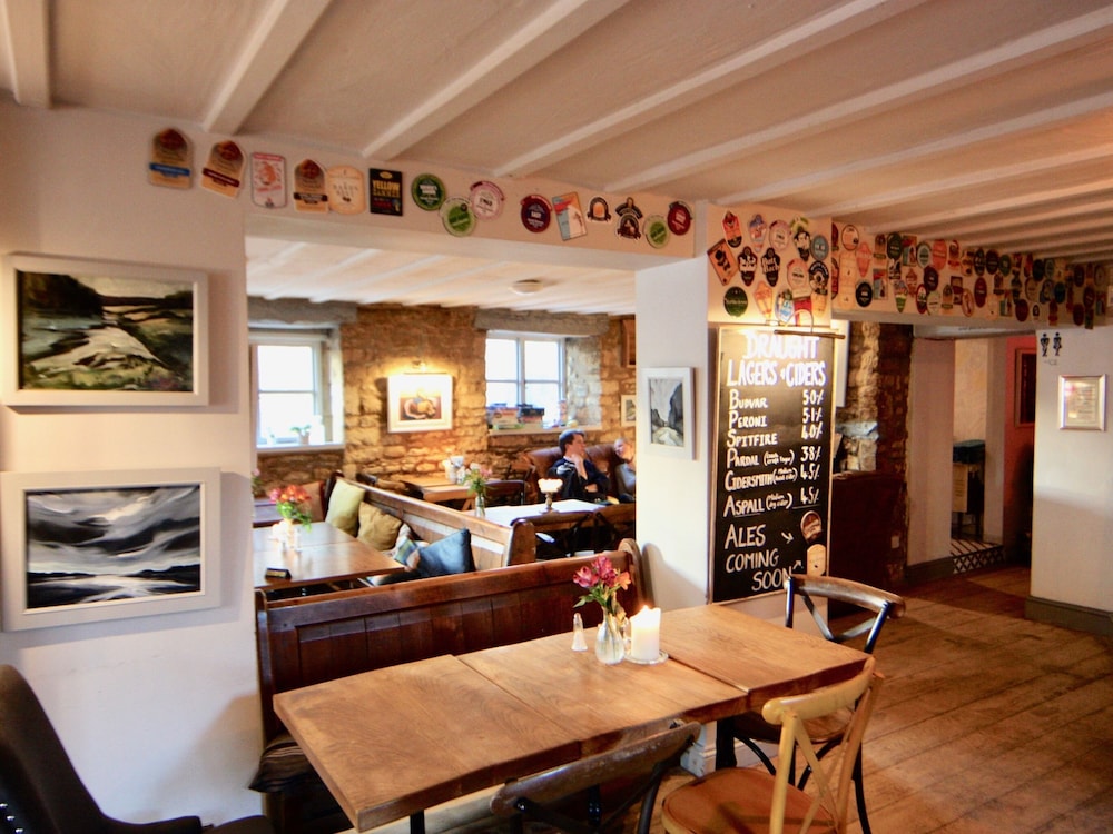The Mousetrap Inn 51/70