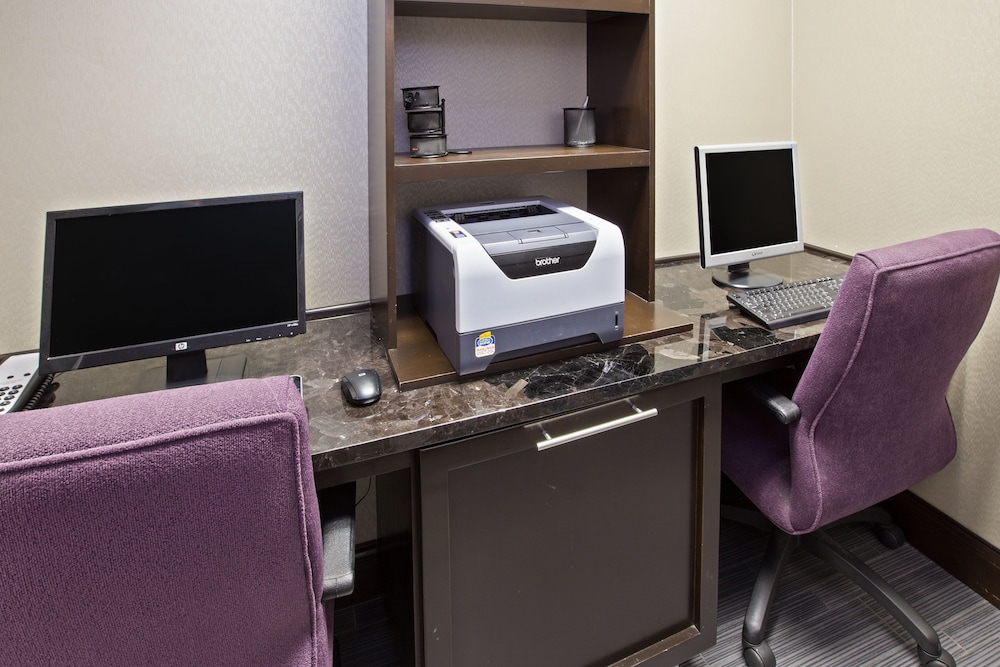 Hampton Inn Knoxville Airport 61/75