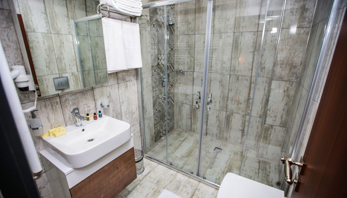 Borapark Otel 23/25