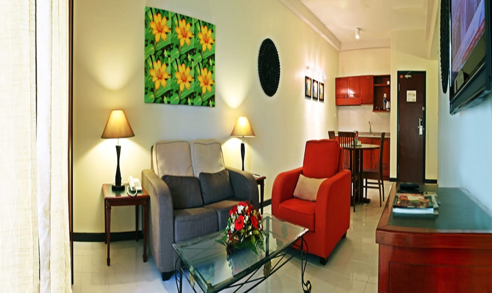 Rainbow Paradise Premium Resort Tanjung Bungah 40/50