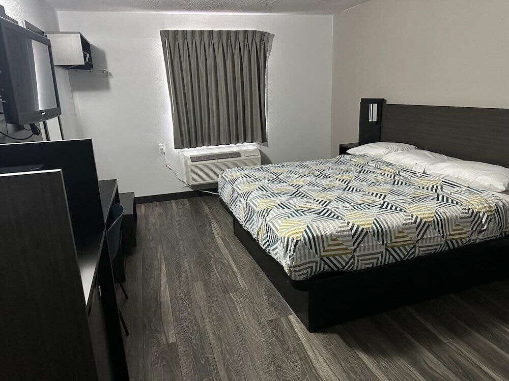 STANDARD, KING BED