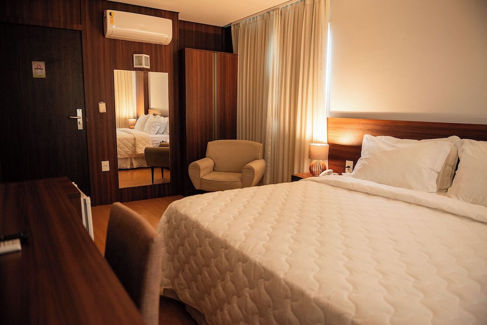 Hotel Serrano 5/54