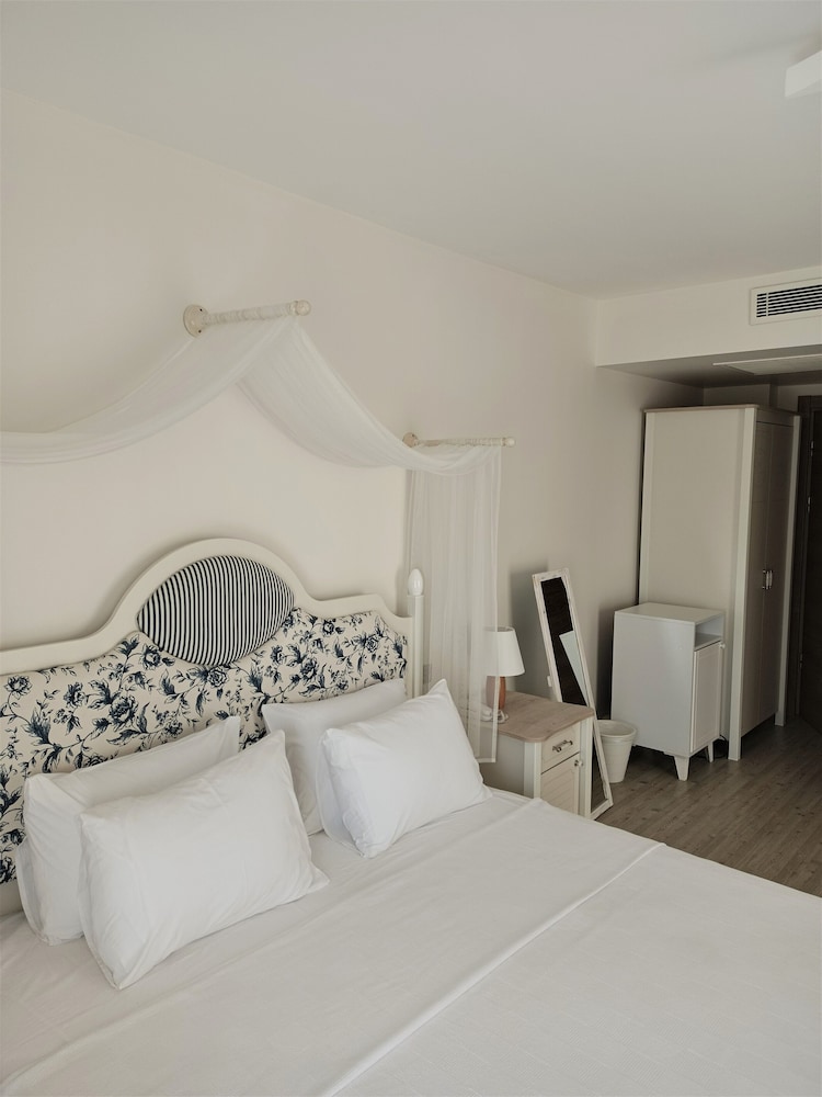 Mavi Konak Otel Alacati 20/49
