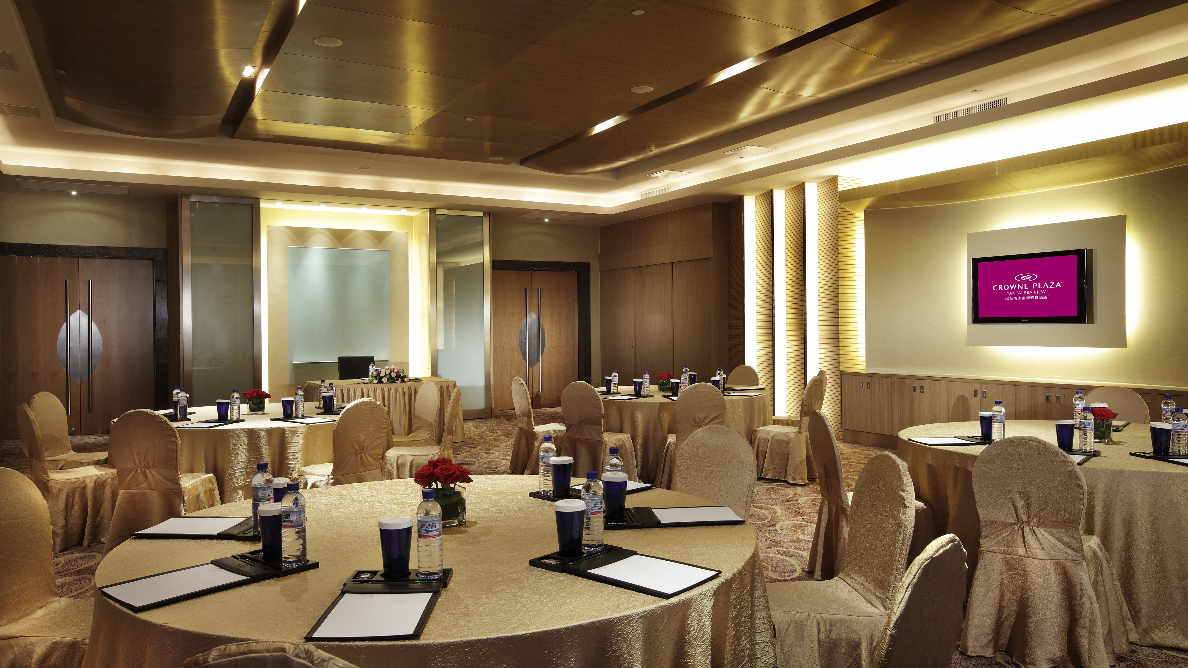 Crowne Plaza Yantai Seaview 71/82