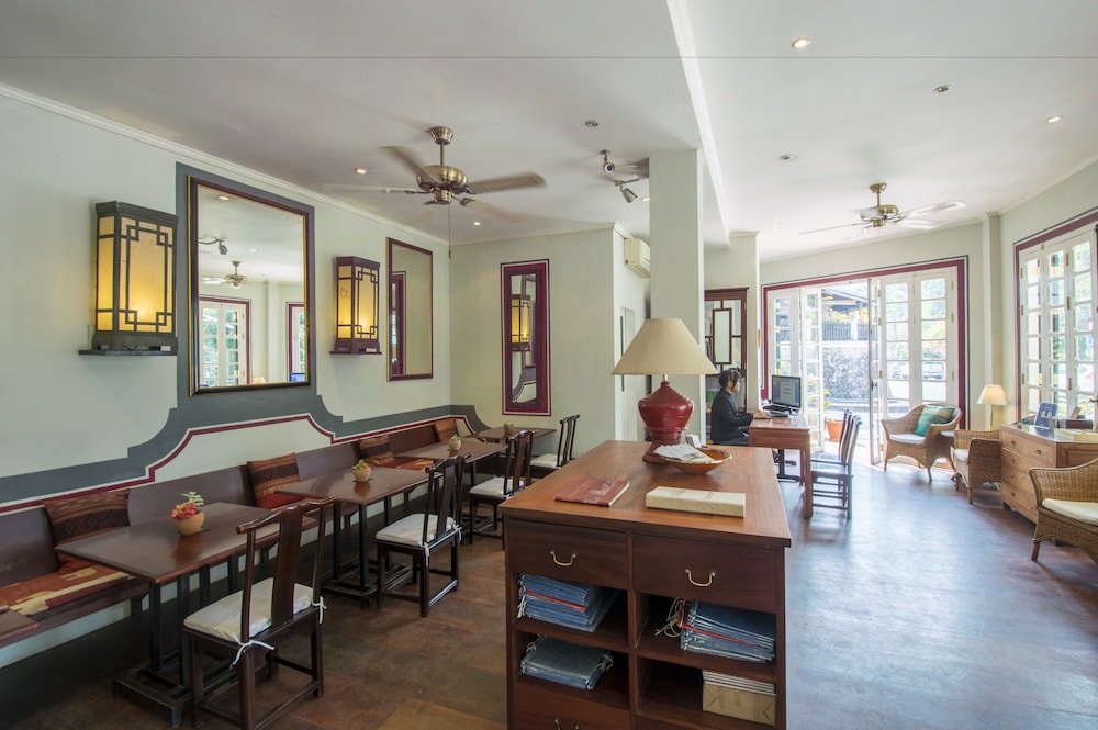 The Belle Rive Boutique Hotel 30/50