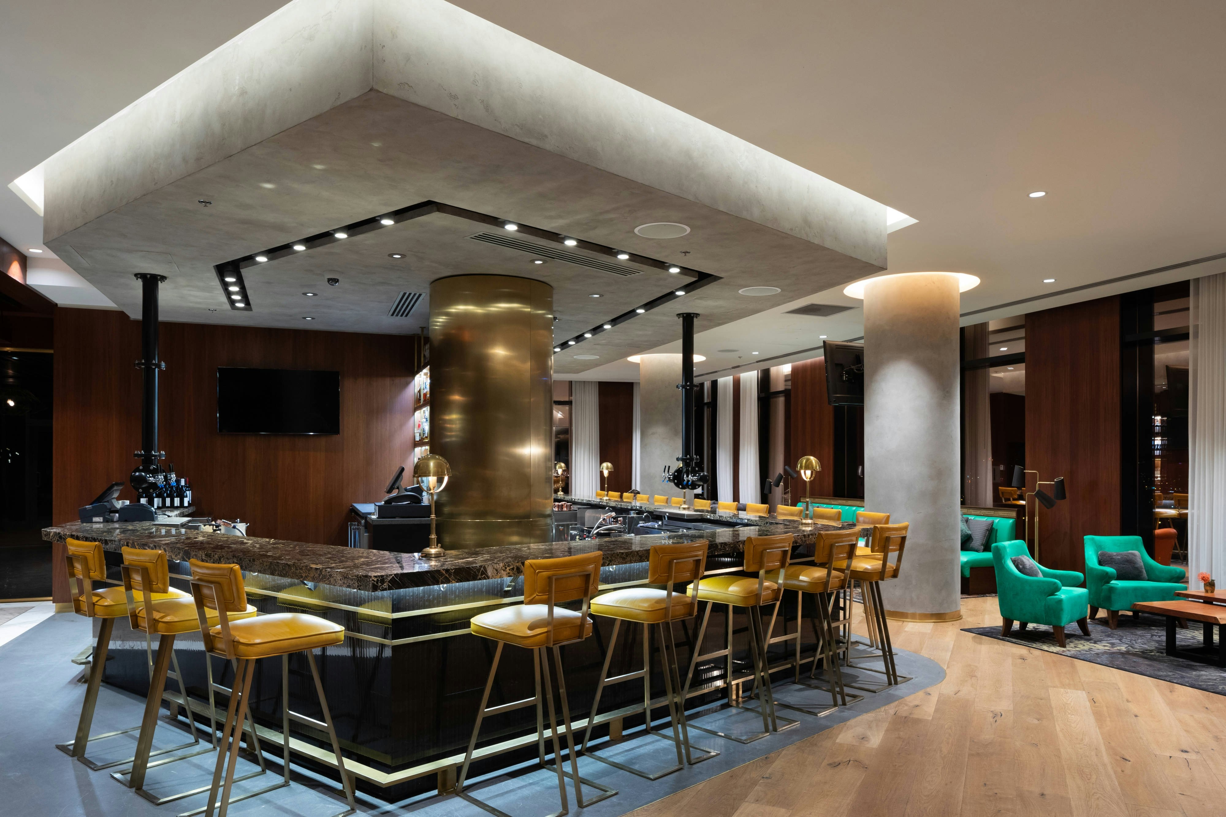 JW MARRIOTT PARQ VANCOUVER 7/52