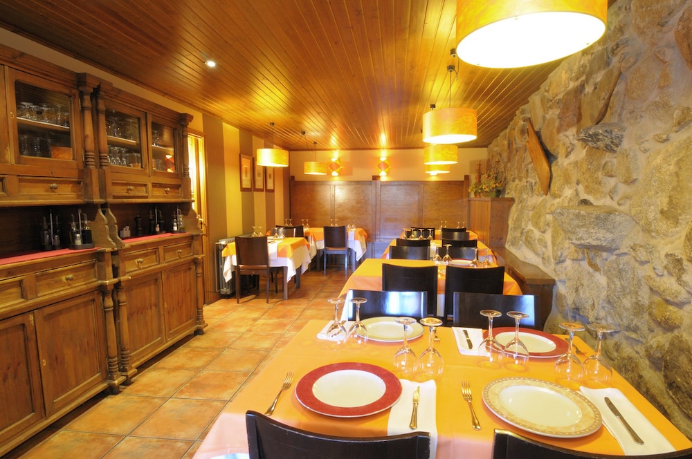 HOTEL CASA CORNEL 22/31