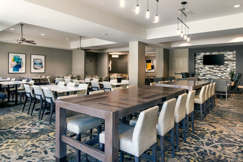 Residence Inn Las Vegas Hughes Center 31/48
