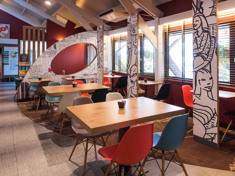 Ibis Montbeliard 67/77