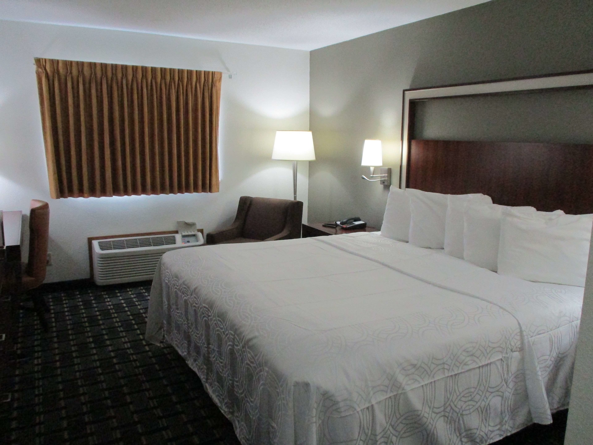 Standard, King Bed, Accessible