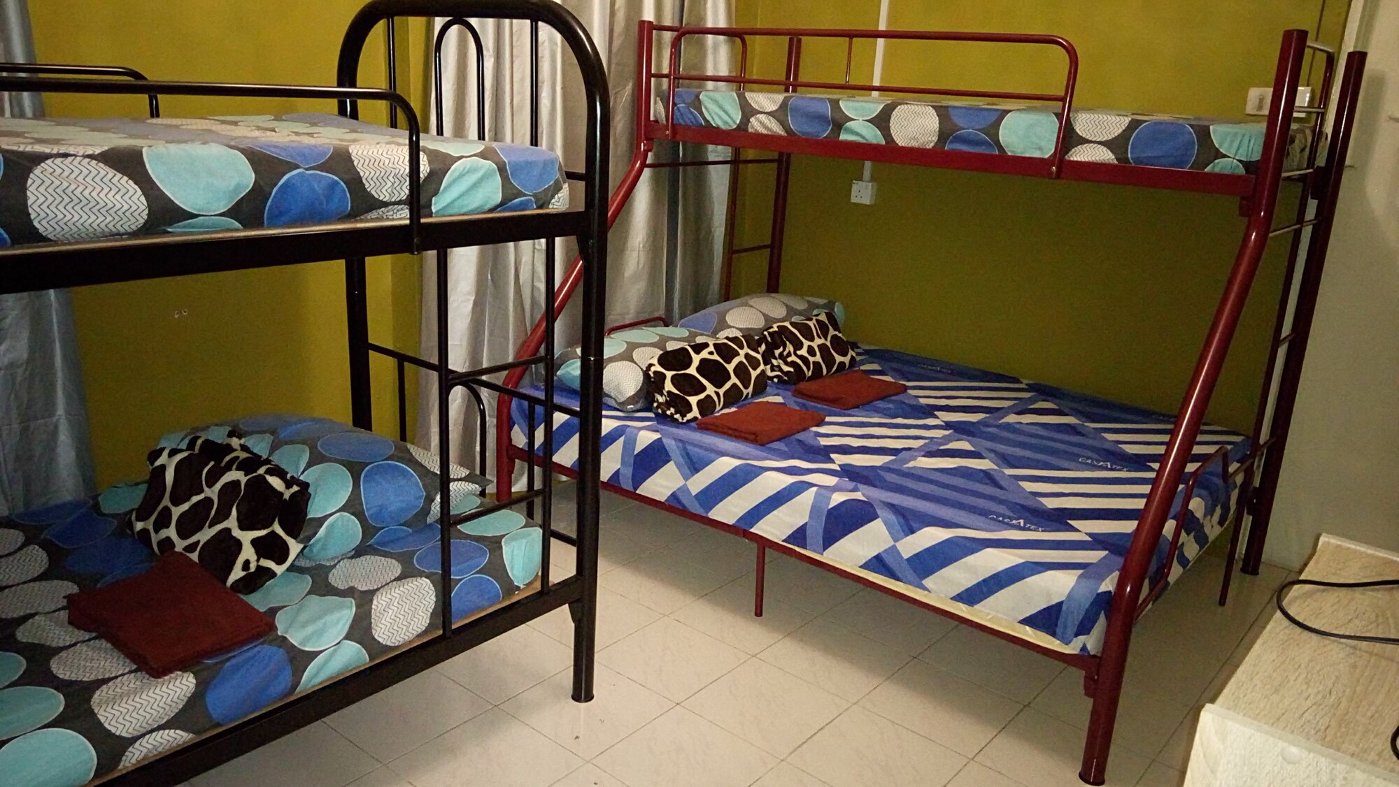 Room, Triple, Shared Bathroom