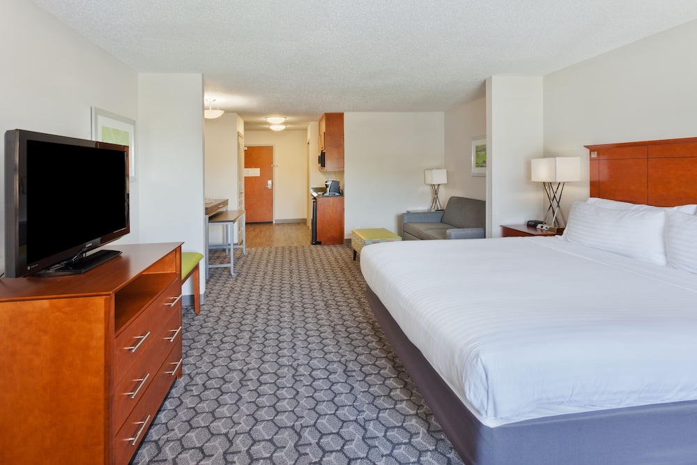 Holiday Inn Express Hotel And Suites Phenix City Columbus 19/52
