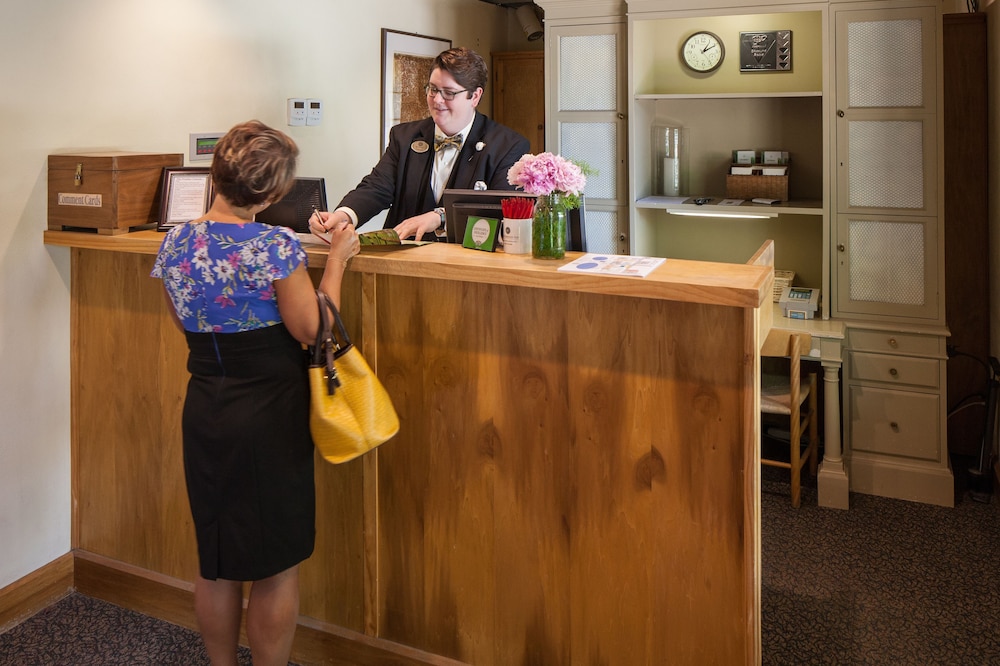 New Harmony Inn Resort & Conference Center 7/49