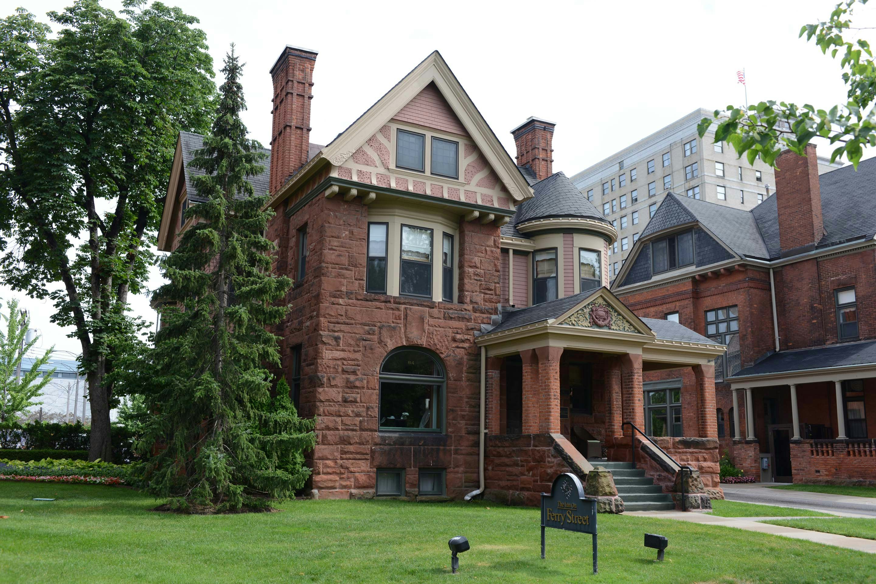 The Inn On Ferry Street 36/39