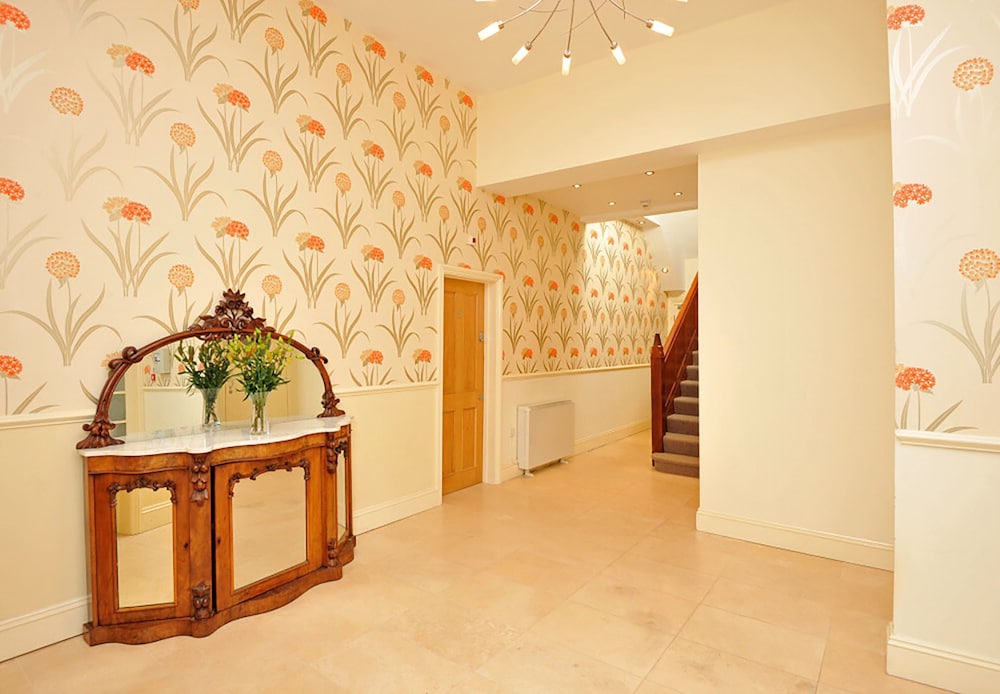 Astor House 4/50