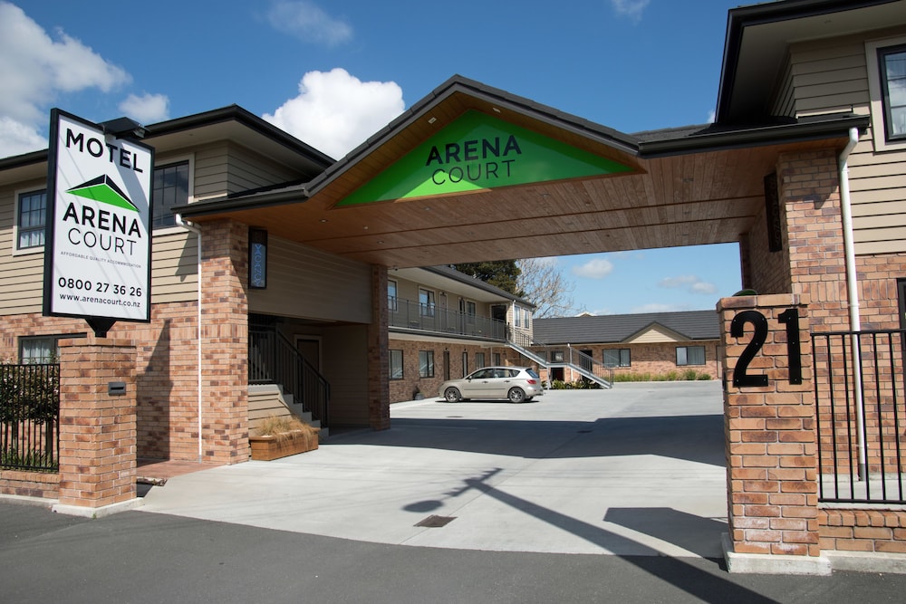 Arena Court Motor Lodge 29/32