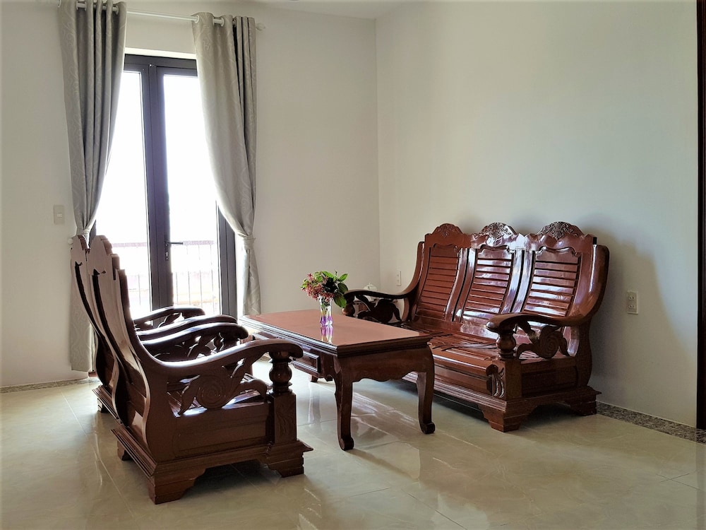 Hung Vuong Resort 30/50