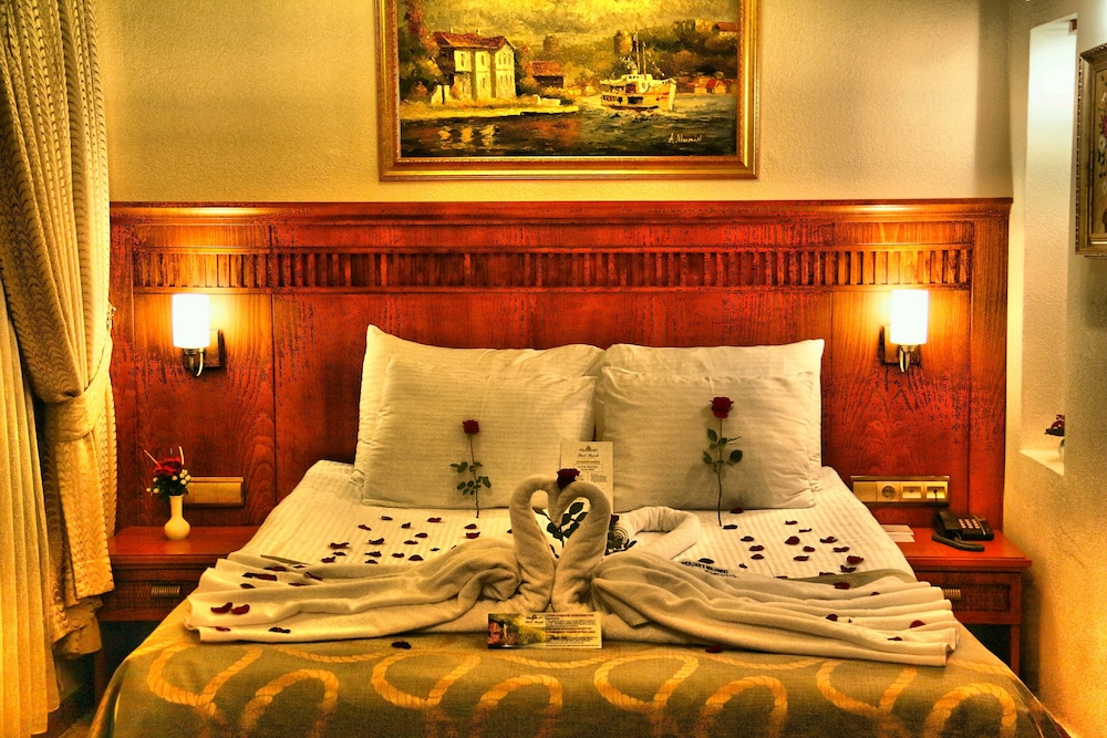 Bosnali Hotel 33/75