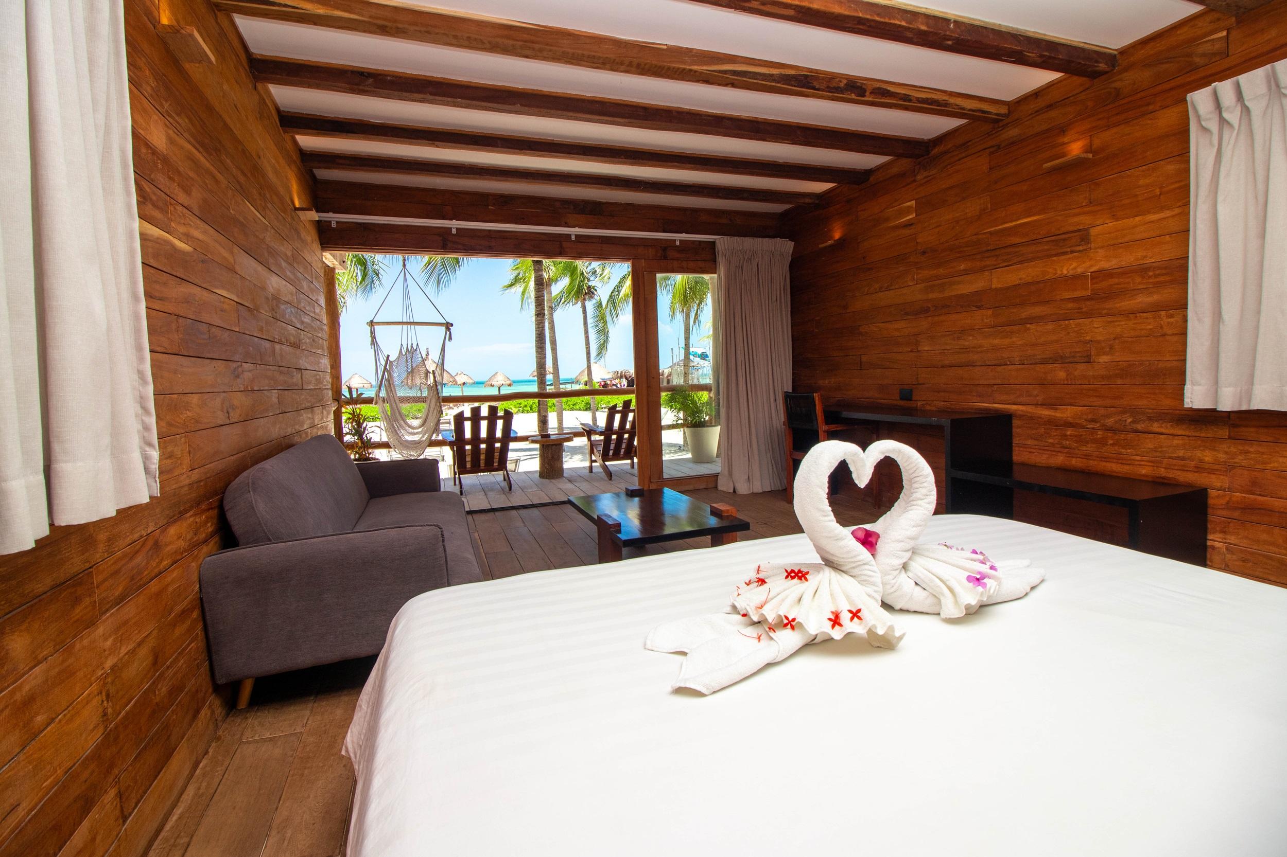 Superior, King Bed, Ocean Front, Terrace