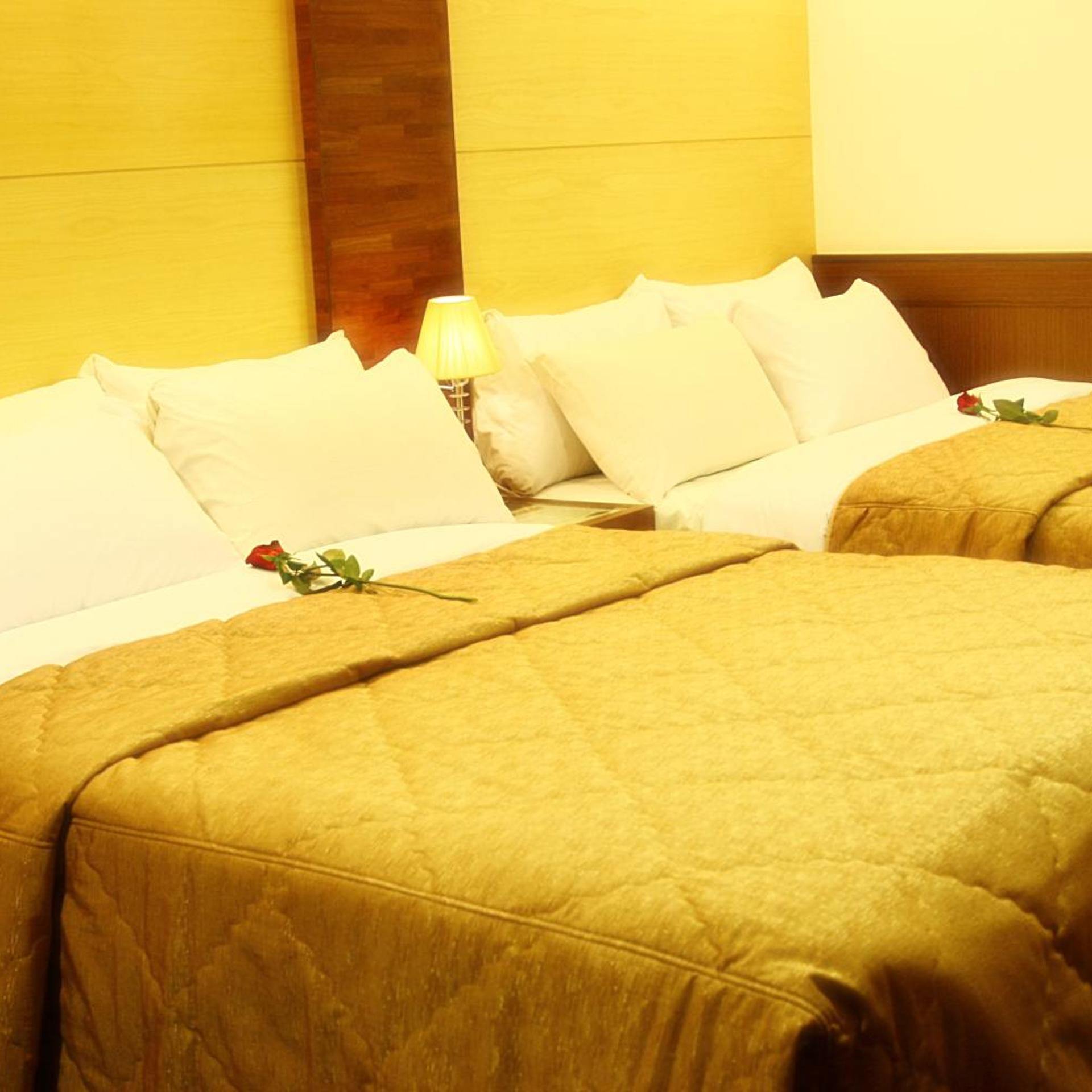 Gau Shan Ching Hotel 13/23
