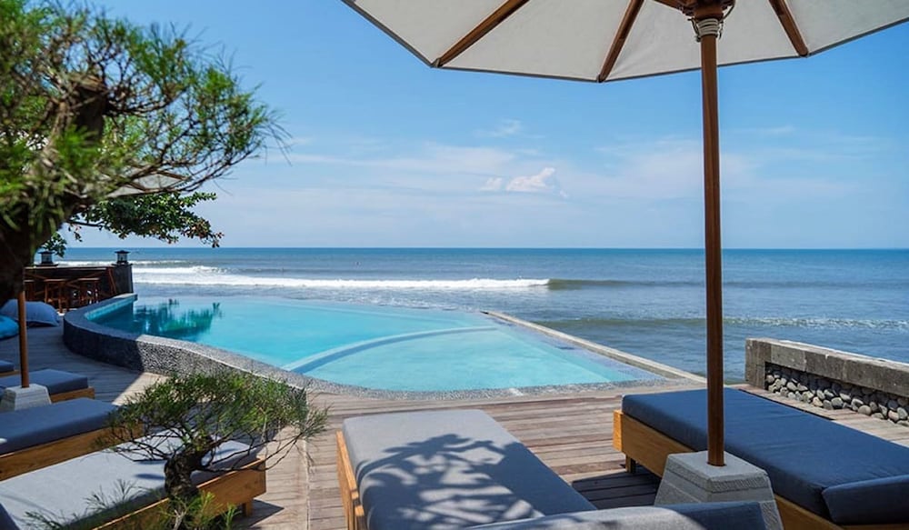 Bombora Medewi Wavelodge 40/66