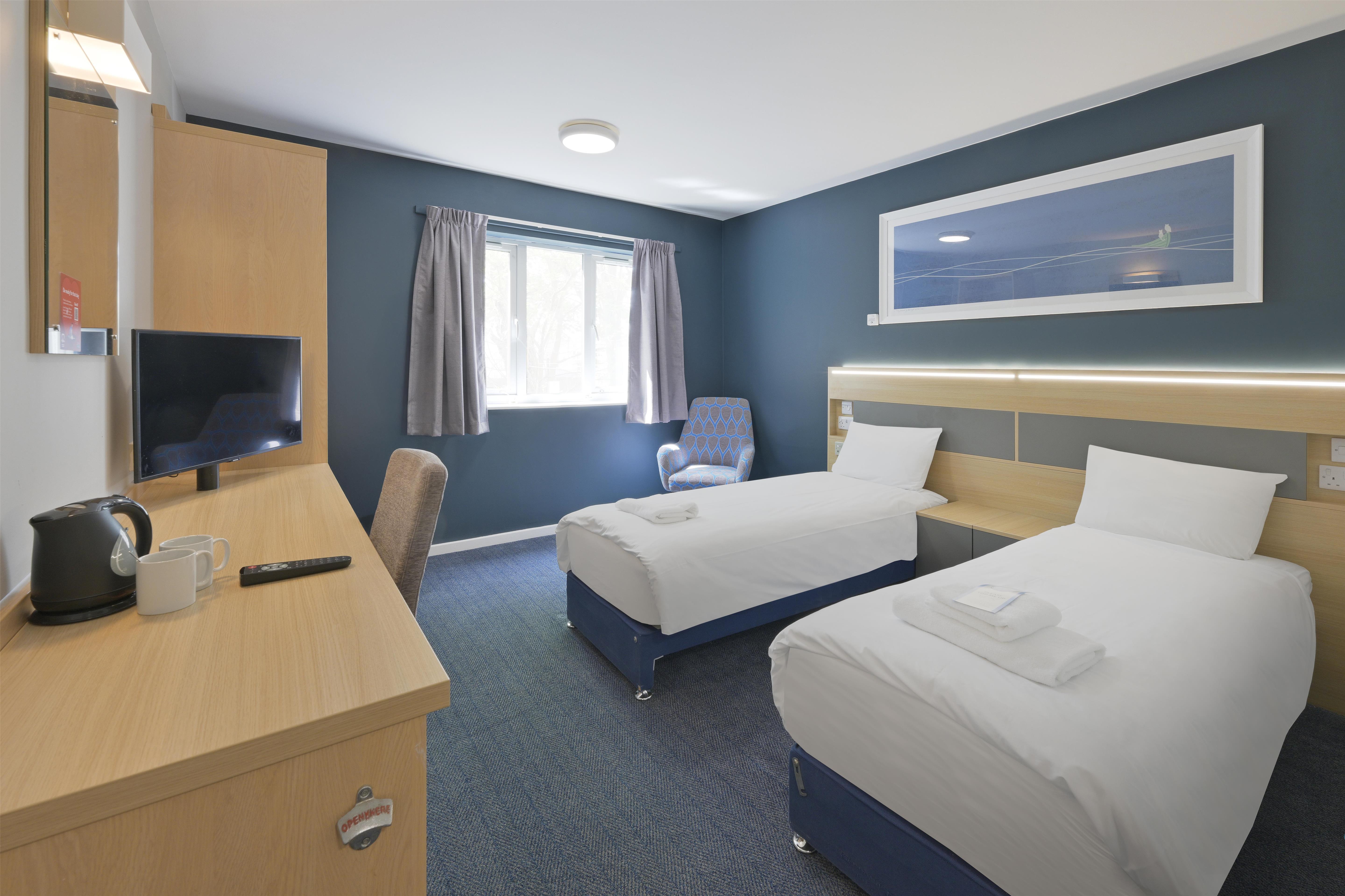 Travelodge Birmingham Yardley 7/28